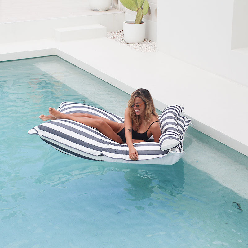 Luxury In-Pool Floating Beanbag– Pool House